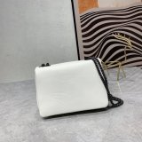 ヴァレンティノバッグコピー 大人気2022新品 Valentino レディース ショルダーバッグ