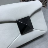 ヴァレンティノバッグコピー 大人気2022新品 Valentino レディース ショルダーバッグ
