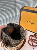 フェンディバッグコピー 大人気2023新品 FENDI レディース バケツバッグ
