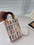 フェンディバッグコピー 定番人気2023新品 FENDI レディース 携帯 電話 バッグ