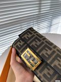 フェンディバッグコピー 定番人気2023新品 FENDI レディース ハンドバッグ