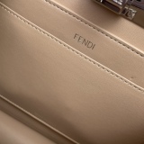 フェンディバッグコピー 2023新品注目度NO.1 FENDI レディース ハンドバッグ