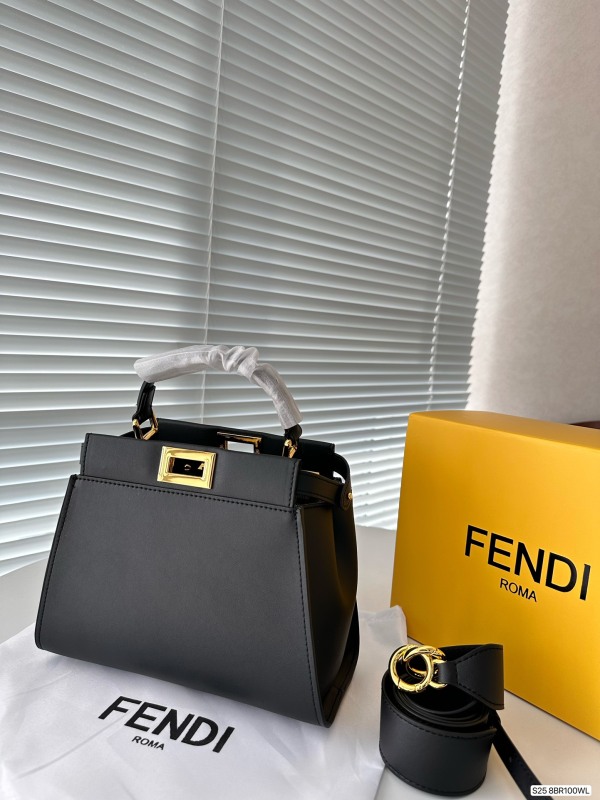フェンディバッグコピー 大人気2023新品 FENDI レディース ハンドバック