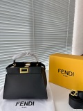 フェンディバッグコピー 大人気2023新品 FENDI レディース ハンドバック