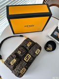 フェンディバッグコピー 大人気2023新品 FENDI レディース ハンドバック
