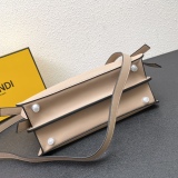 フェンディバッグコピー 2023新品注目度NO.1 FENDI レディース ハンドバッグ