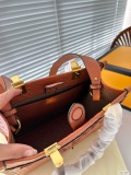 フェンディバッグコピー 定番人気2023新品 FENDI レディース ハンドバッグ