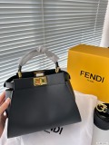 フェンディバッグコピー 大人気2023新品 FENDI レディース ハンドバック