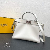 フェンディバッグコピー 2023新品注目度NO.1 FENDI レディース ハンドバッグ