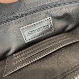 入手困難！ 2024 ルイヴィトン 新作クラッチバッグスーパーコピー
