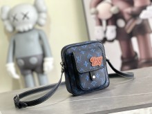 売上総額１位！ 2024 ルイヴィトン 新作ショルダーバッグ偽物