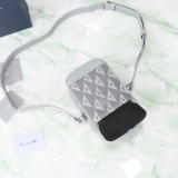 世界中で大人気♪ 2024 ディオール 新作携帯電話バッグスーパーコピー