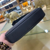 人気No1 2024 グッチ 新作ショルダーバッグ偽物