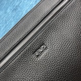 入手困難！ 2024 フェンディ 新作クラッチバッグ偽物