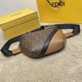 完売必至 2024 フェンディ 新作ウエストポーチ・ボディバッグパーコピー