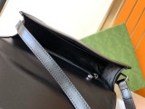 一目惚れ♪ 2024 グッチ 新作ショルダーバッグスーパーコピー