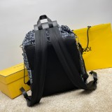 注目度抜群！ 2024 フェンディ 新作バックパックスーパーコピー