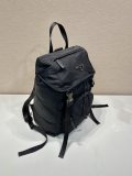 日本未入荷 2024 プラダ 新作バックパックコピー