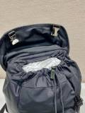 日本未入荷 2024 プラダ 新作バックパックコピー