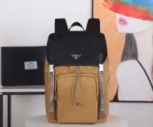 完売必至 2024 プラダ 新作バックパック偽物