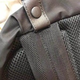 完売前に！ 2024 プラダ 新作バックパック偽物