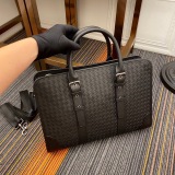 最安値挑戦 2024 ボッテガヴェネタ 新作ブリーフケースコピー