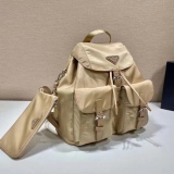 超希少！ 2024 プラダ 新作バックパック偽物