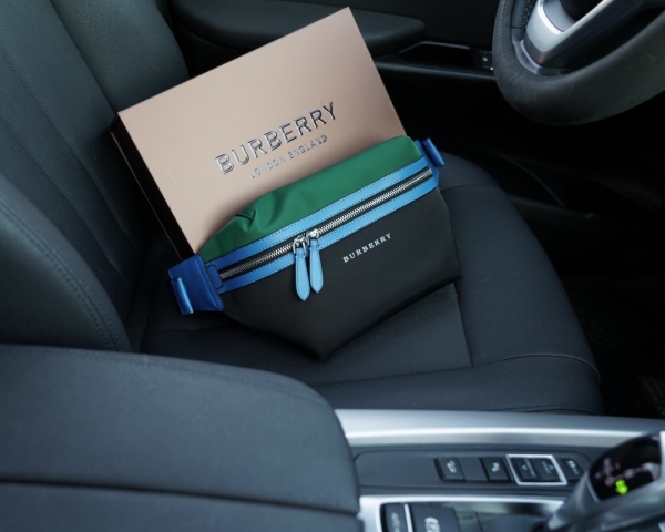 人気高級 2024 バーバリー 新作ウエストポーチ▪ボディバッグ偽物