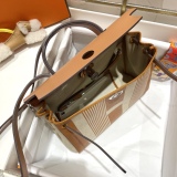 完売必至 ★ 2024 エルメス 新作ハンドバッグ偽物