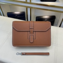 完売必至 ★ 2024 エルメス 新作クラッチバッグ偽物