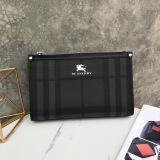 【大特価】2024 バーバリー 新作クラッチバッグスーパーコピー