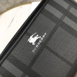 【大特価】2024 バーバリー 新作クラッチバッグスーパーコピー