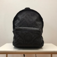 お洒落 2024 バーバリー 新作バックパック偽物