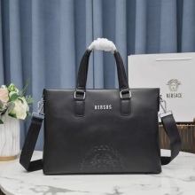 日本未入荷 2024 ヴェルサーチェ 新作ブリーフケーススーパーコピー