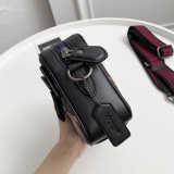 定番人気！ 2024 コーチ 新作ショルダーバッグコピー