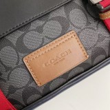 おすすめ 2024 コーチ 新作ショルダーバッグ偽物