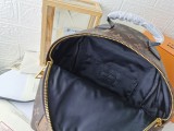 売上総額１位！ 2024 ルイヴィトン 新作バックパックスーパーコピーM44871