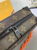 目を惹くカラー 2024 ルイヴィトン 新作ショルダーバッグ偽物M44480