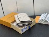 超希少！ルイヴィトン レディース 折り財布 偽物 M62542