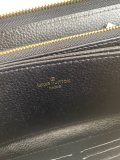 完売前に！ルイヴィトン 男女兼用 長財布 コピー M69698