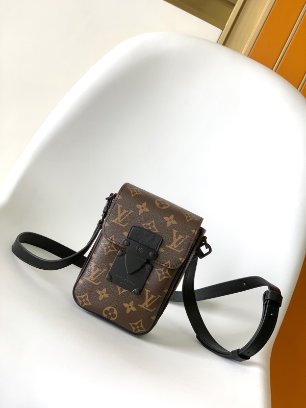【限定カラー】最高級 ルイヴィトン レディース 携帯 電話 バッグ 偽物 M81522