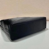 使い勝手良し 2024 プラダ 新作 トートバッグ 偽物 B6246