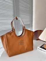 最安値挑戦 2024 ミュウミュウ 新作 トートバッグ 偽物 02312