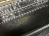 新色登場☆ 2024 プラダ 新作 ショルダーバッグ コピー 2130