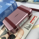 送料込 2024 ディオール 新作 ショルダーバッグ コピー A925