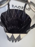 最安値挑戦 2024 イッセイミヤケ 新作 バケツバッグ コピー
