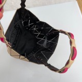 使い勝手良し 2024 イッセイミヤケ 新作 バケツバッグ コピー