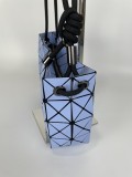 高品質♪♪♪ 2024 イッセイミヤケ 新作 ショルダーバッグ 偽物