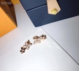 肌触り最高な ルイヴィトン ネックレス コピー