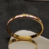 目を惹くカラー ルイヴィトン ブレスレット コピー